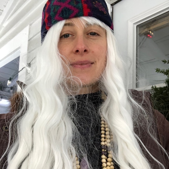 Meet your Posher, Liz - Picture 4 of 8